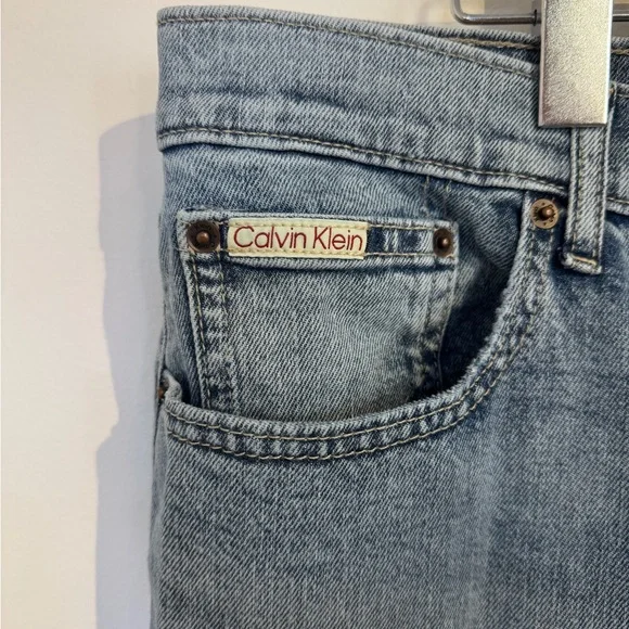 Calvin Klein Standard Straight Jean - Picture 4 of 6